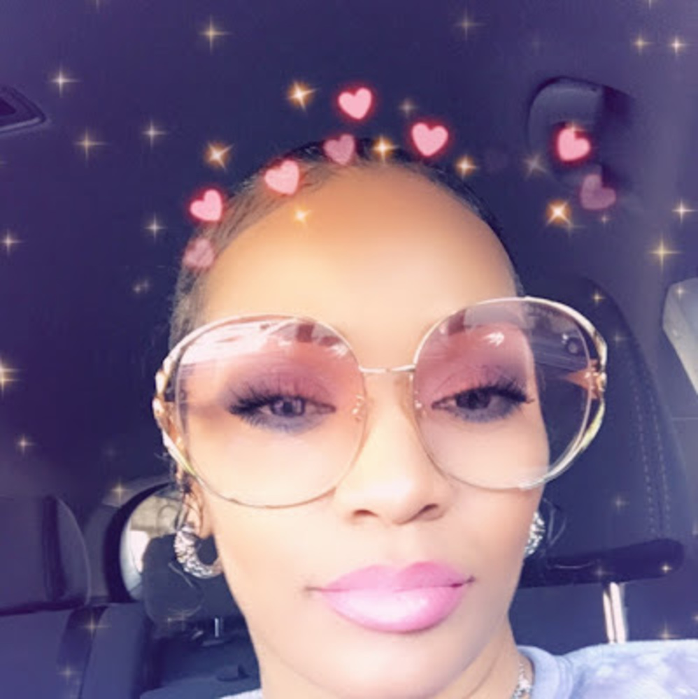 Meet your Posher, Jamila